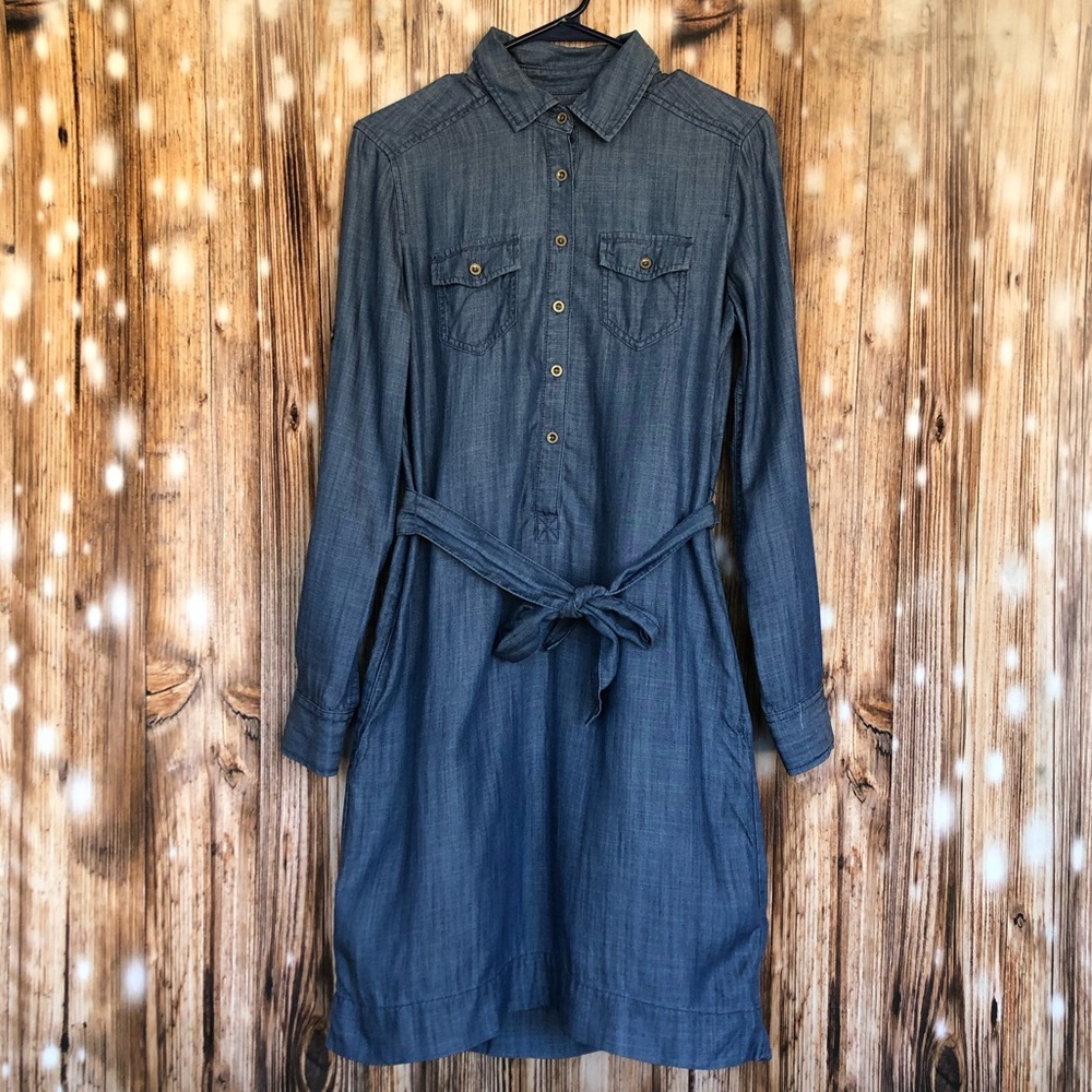 Banana Republic Chambray/Denim Long Sleeve Pullover Dress